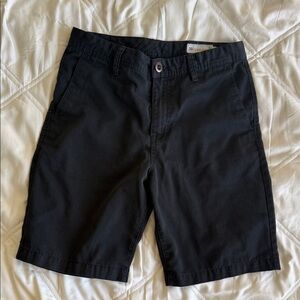 Volcom men’s black shorts